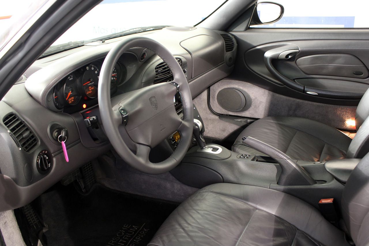 Porsche 911 Carrera Cabrio 300cv Tiptronic S