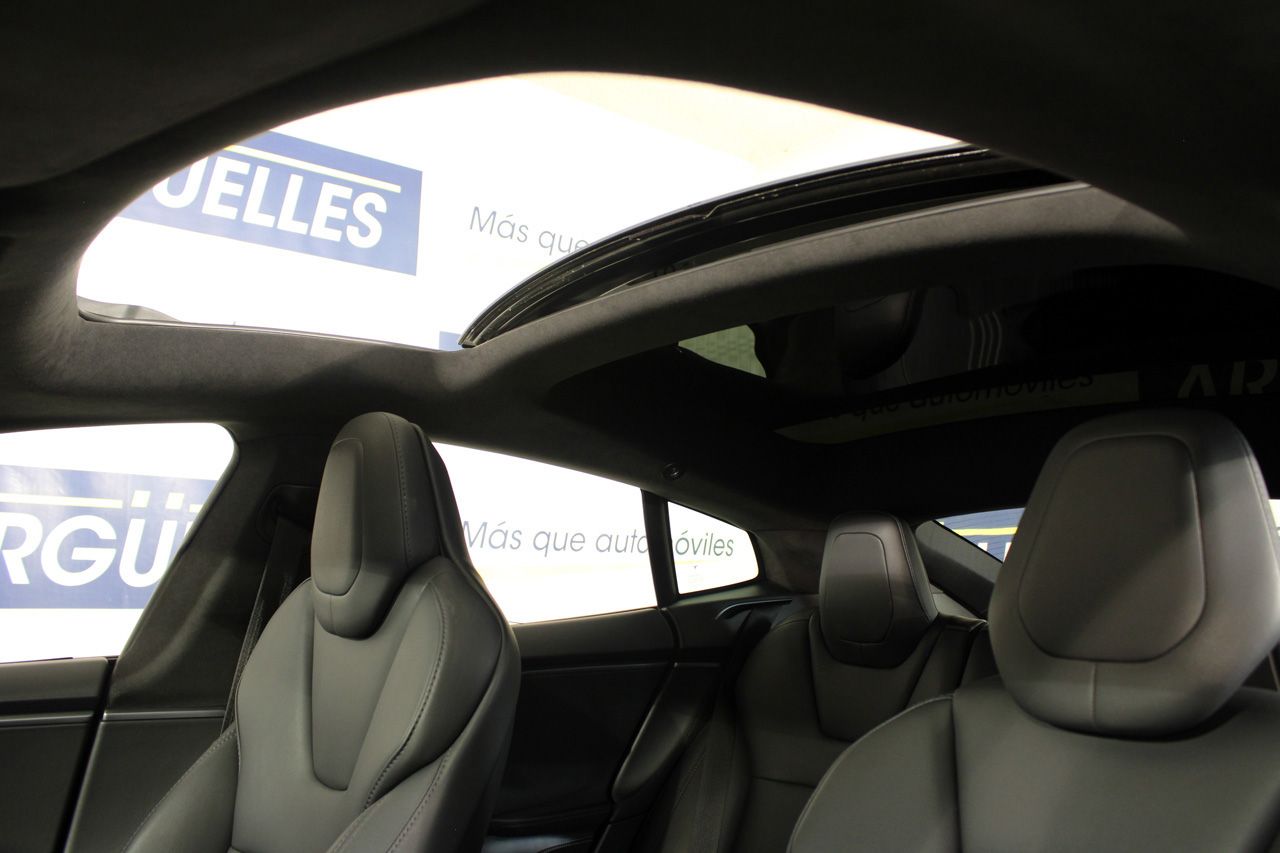 Tesla Model S 100d Autopilot