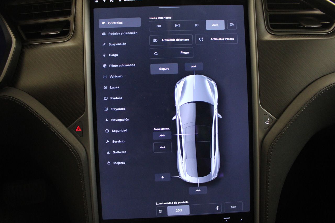 Tesla Model S 100d Autopilot