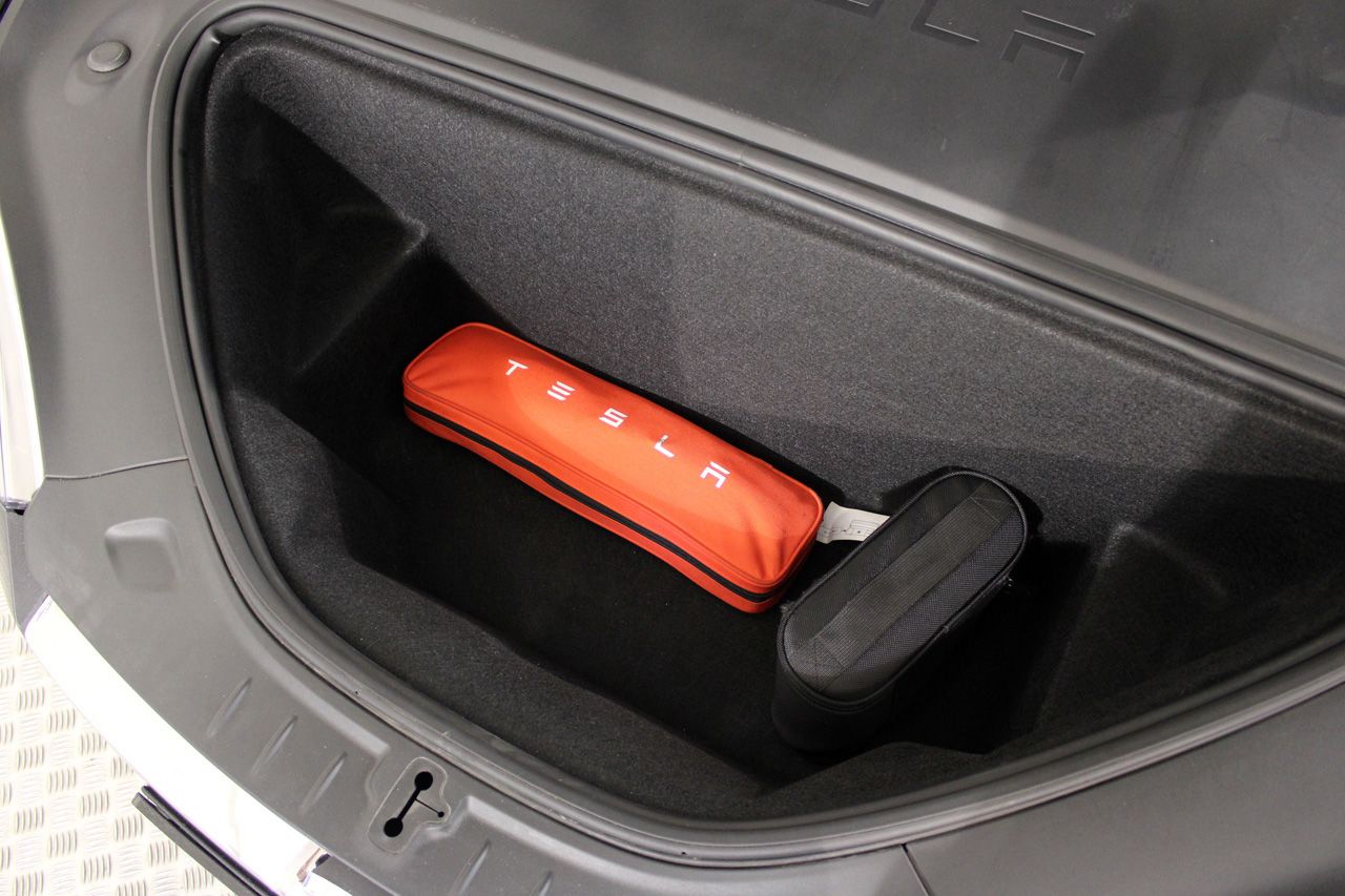 Tesla Model S 100d Autopilot