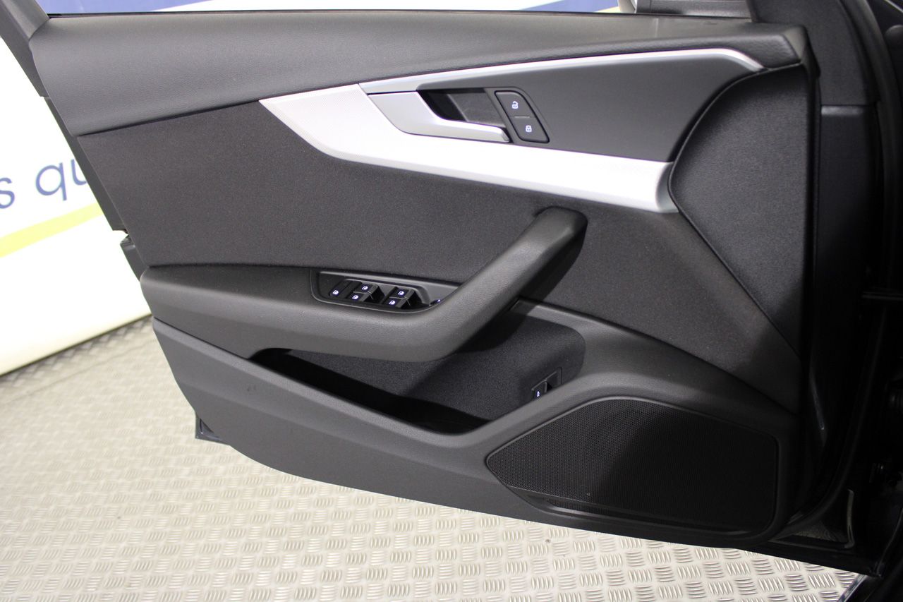 Audi A4 40 G Tron S Line Edition GNC 170cv S Tronic