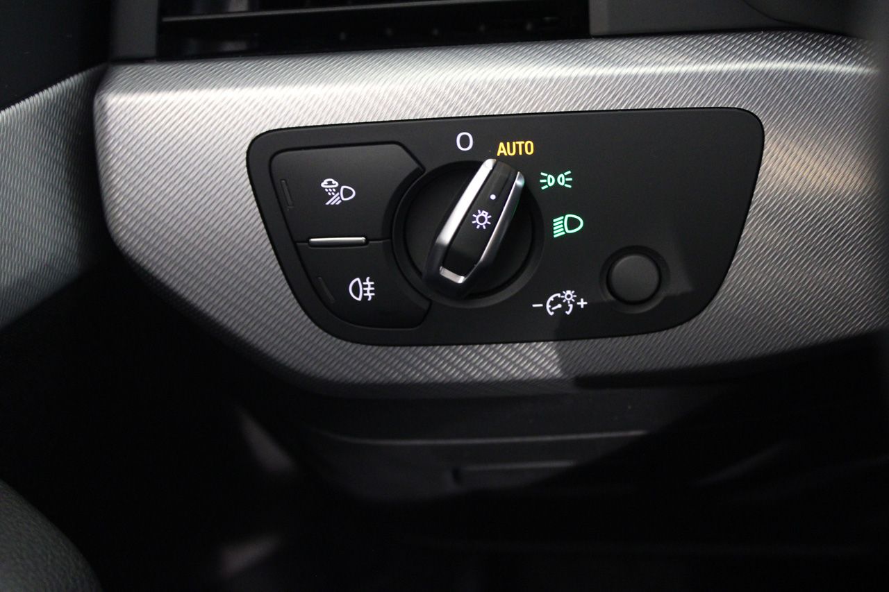 Audi A4 40 G Tron S Line Edition GNC 170cv S Tronic