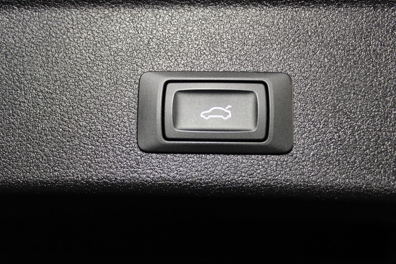Audi A4 40 G Tron S Line Edition GNC 170cv S Tronic