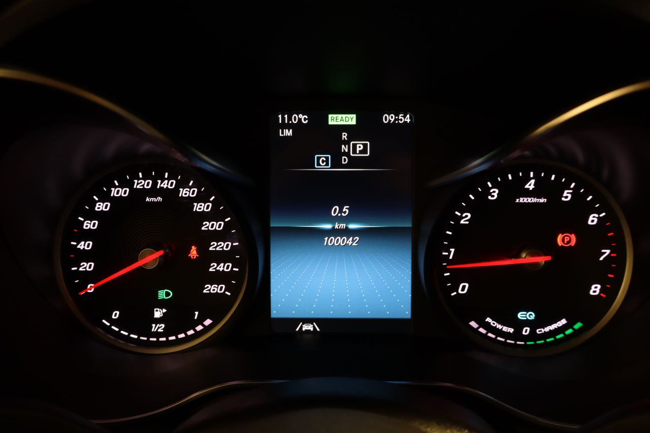 Mercedes Benz GLC 300 Coupe 4Matic AMG Line 258cv