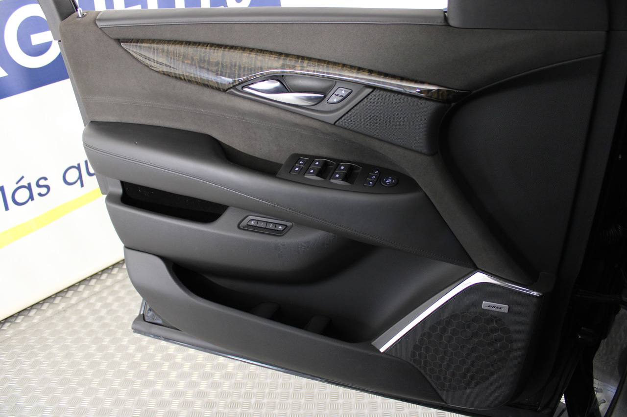 Cadillac Escalade Platinum 6.2 V8 420cv