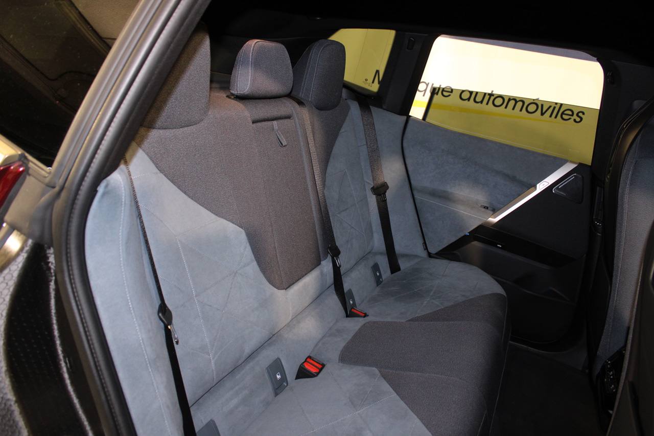 BMW IX xDrive50 523cv FULL EQUIPE