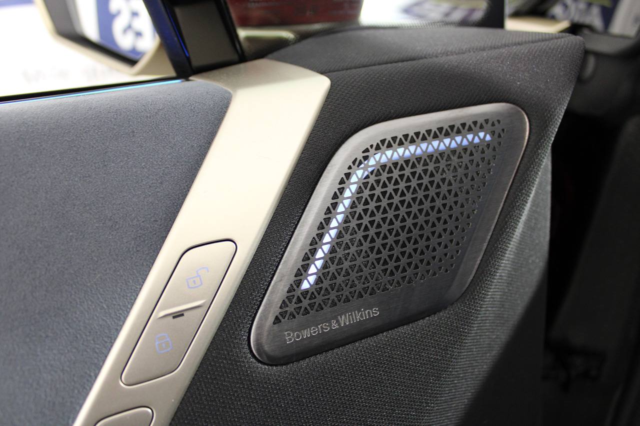 BMW IX xDrive50 523cv FULL EQUIPE