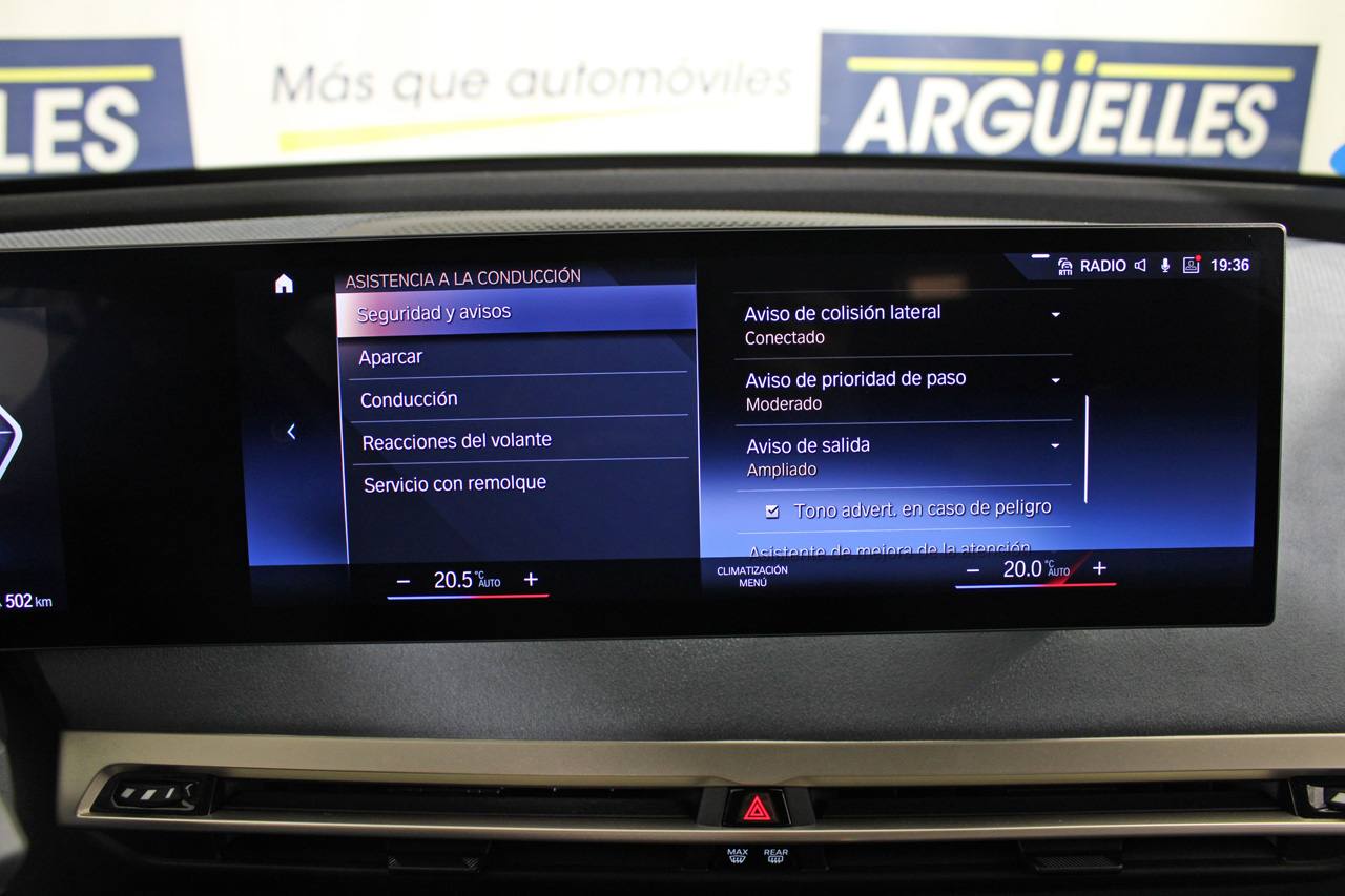 BMW IX xDrive50 523cv FULL EQUIPE