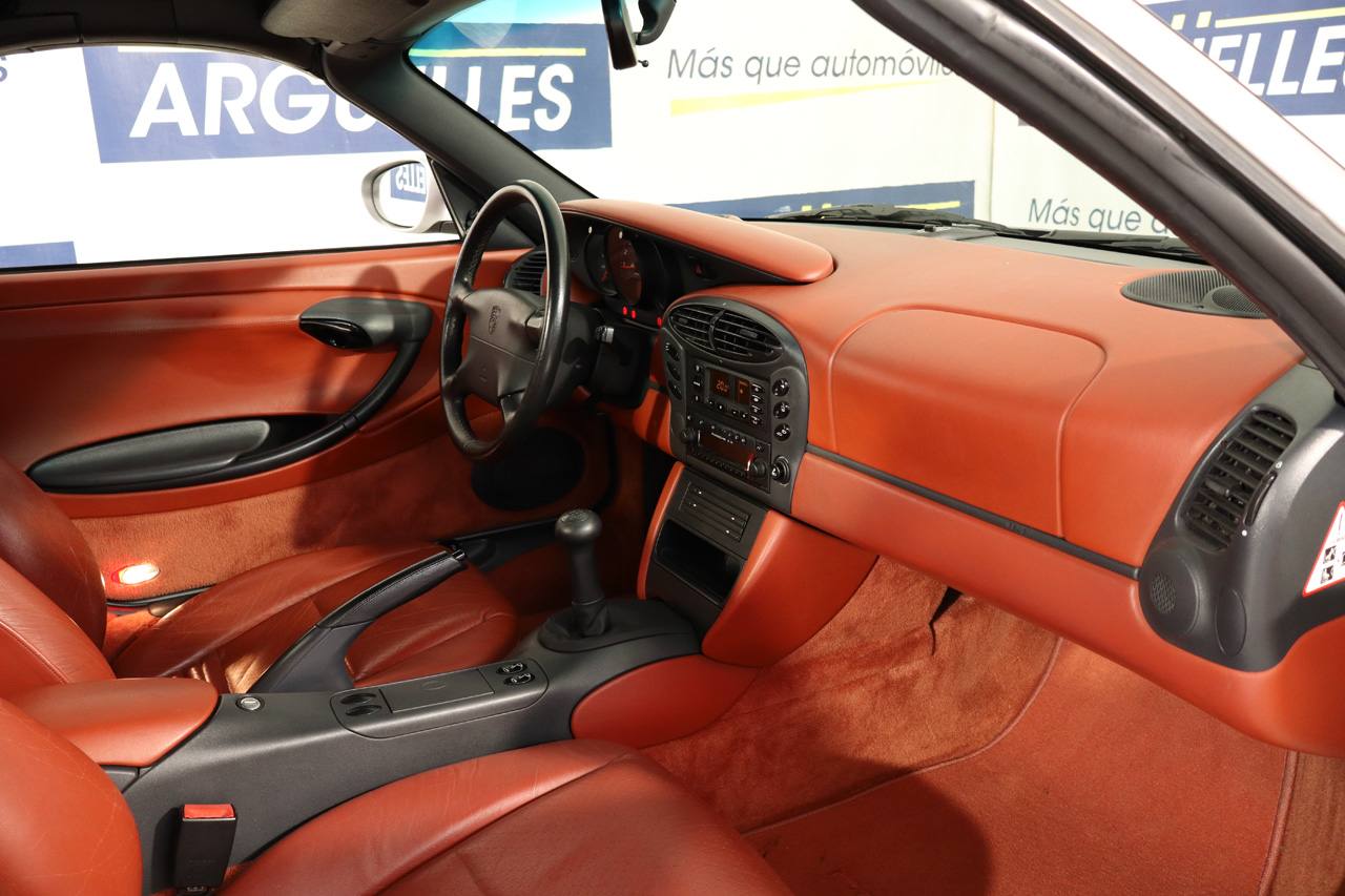 Porsche Boxster 204cv