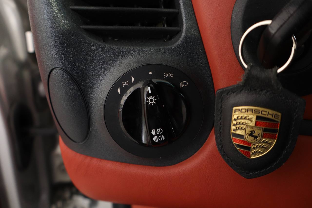 Porsche Boxster 204cv