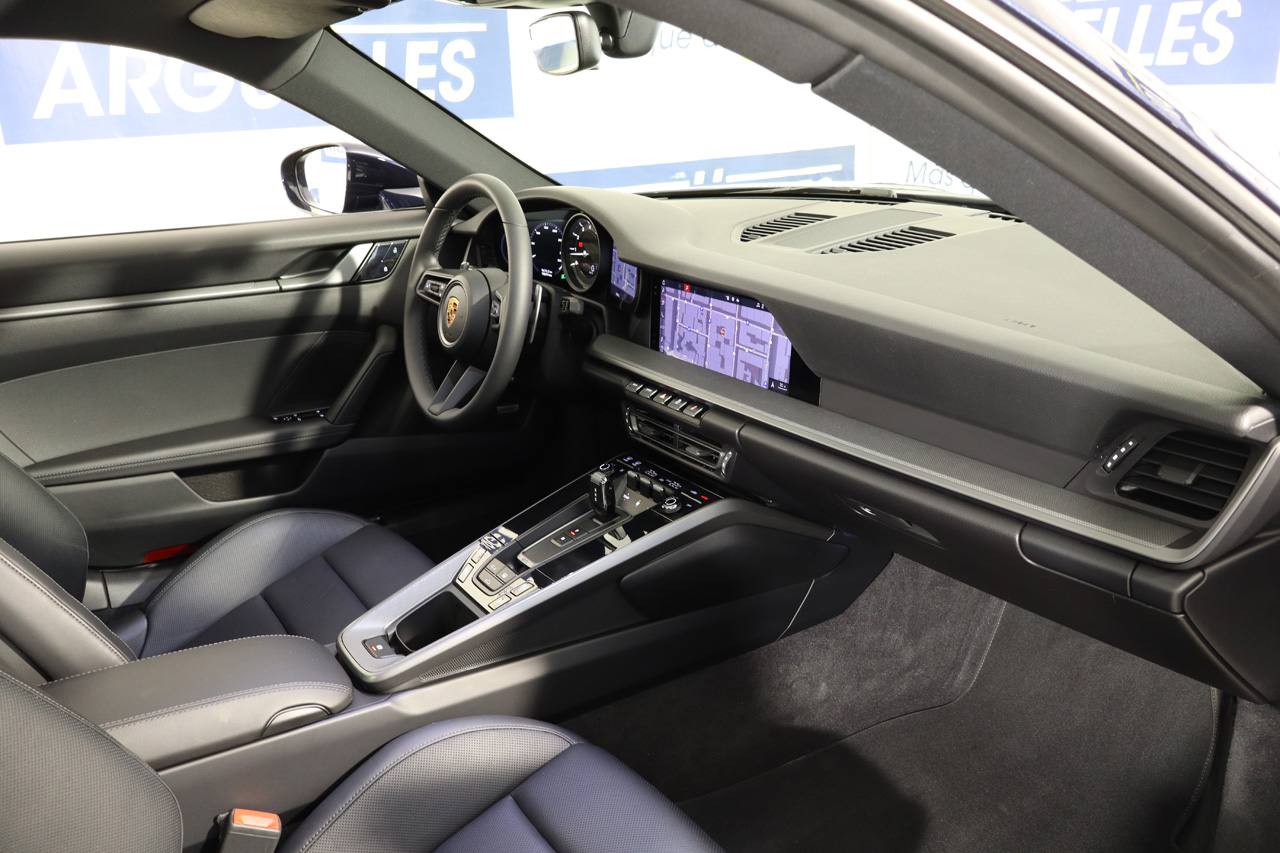 Porsche 911 992 Carrera 4 385cv AUT