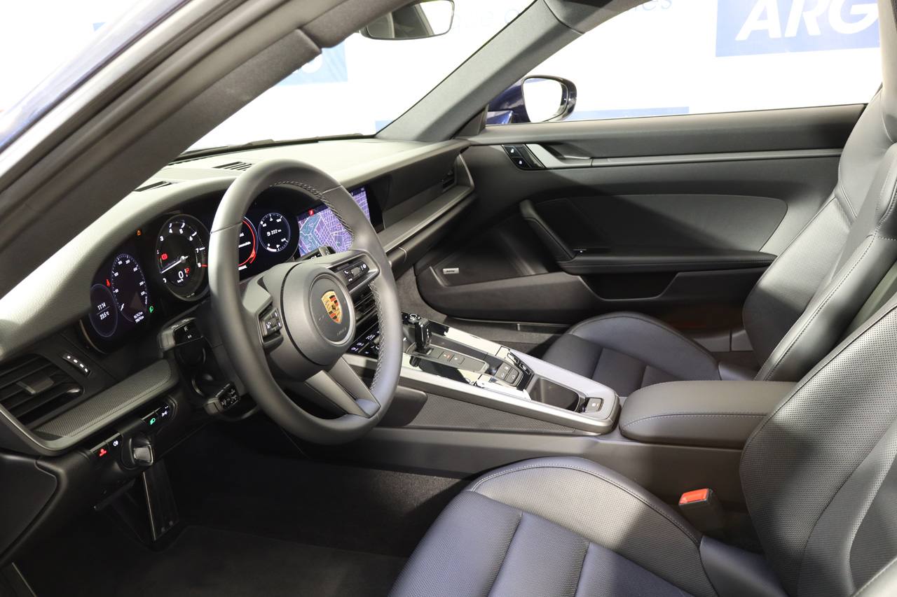 Porsche 911 992 Carrera 4 385cv AUT