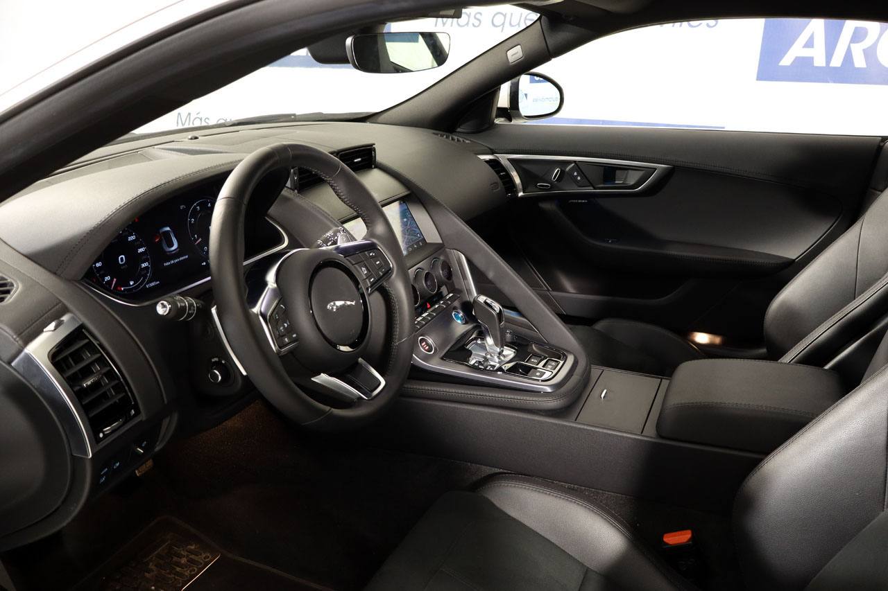 Jaguar F Type 2.0 i4 R Dynamic 300cv