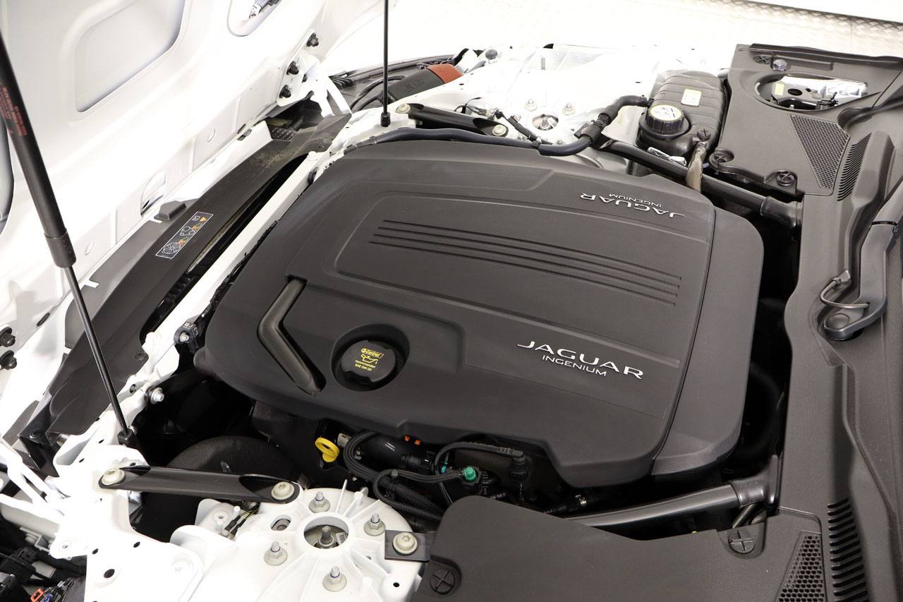 Jaguar F Type 2.0 i4 R Dynamic 300cv