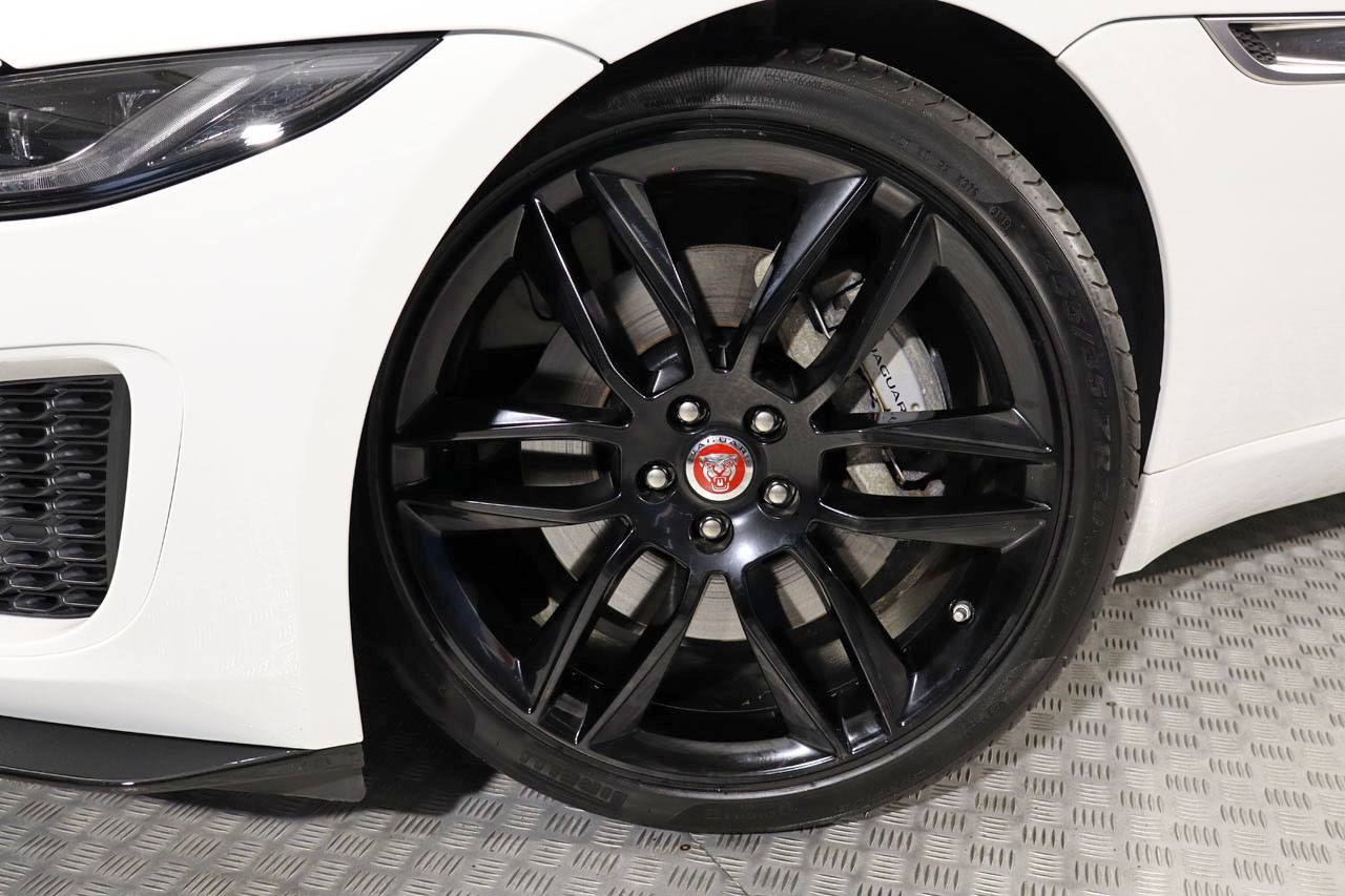 Jaguar F Type 2.0 i4 R Dynamic 300cv