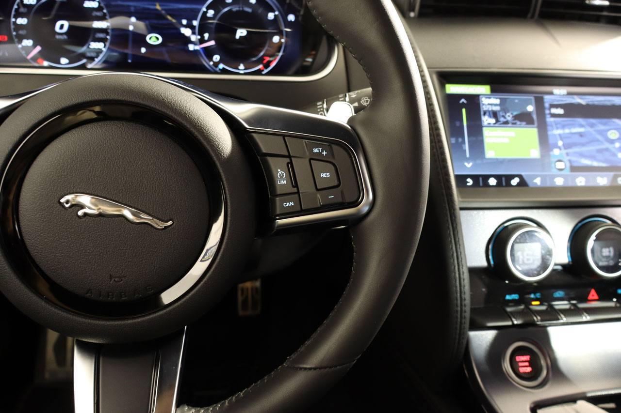 Jaguar F Type 2.0 i4 R Dynamic 300cv