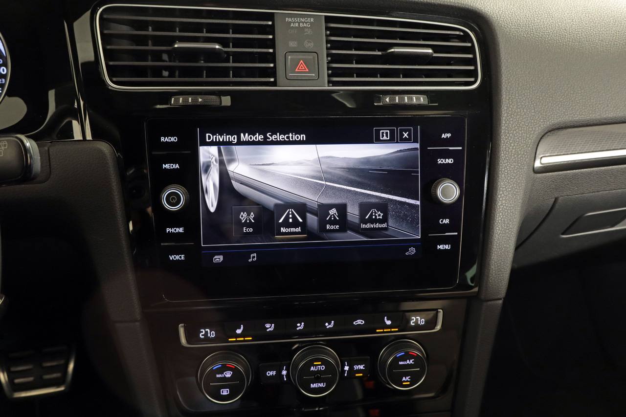 Volkswagen Golf R 7.5 TSI DSG 4Motion 310cv