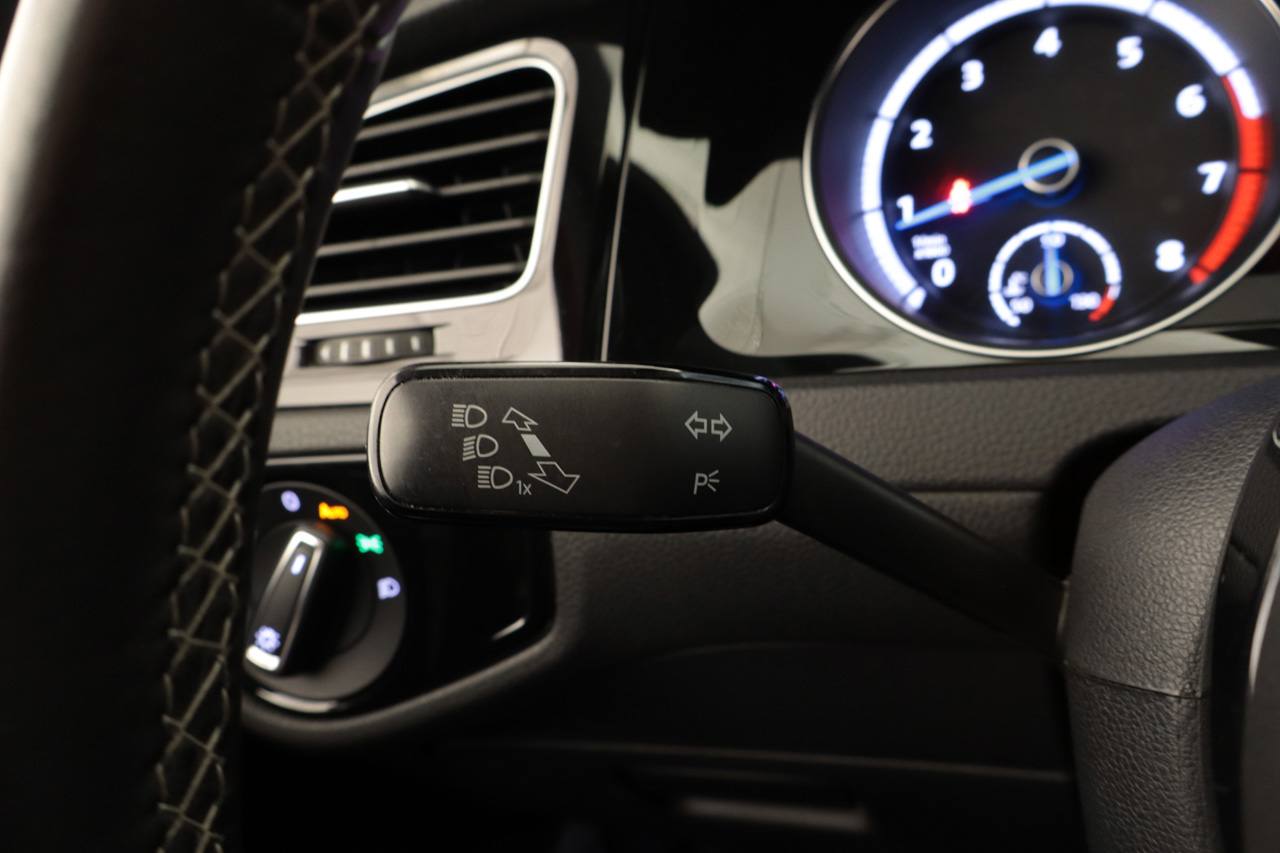 Volkswagen Golf R 7.5 TSI DSG 4Motion 310cv