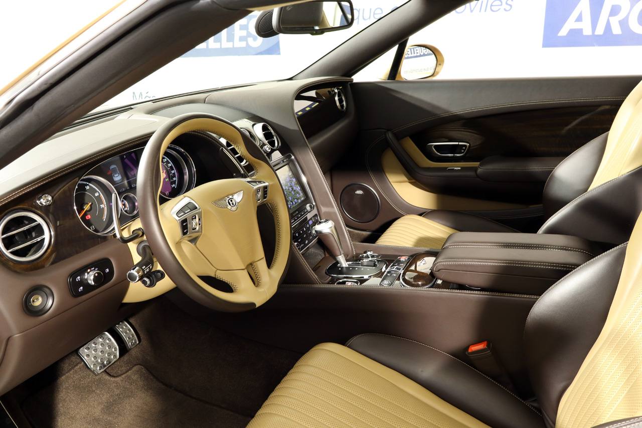 Bentley Continental GTC 6.0 W12 Cabrio 590cv