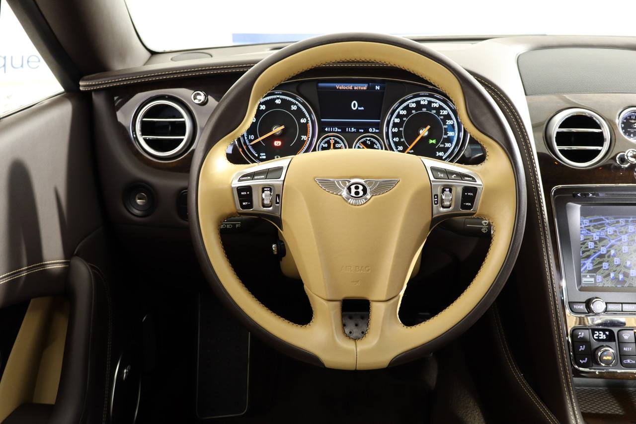 Bentley Continental GTC 6.0 W12 Cabrio 590cv