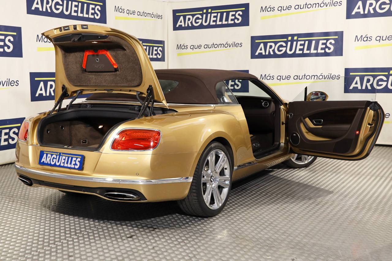 Bentley Continental GTC 6.0 W12 Cabrio 590cv