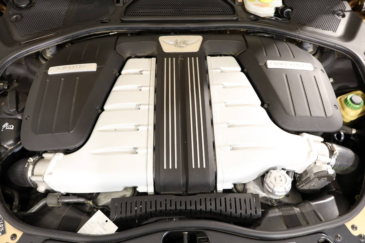 Bentley Continental GTC 6.0 W12 Cabrio 590cv