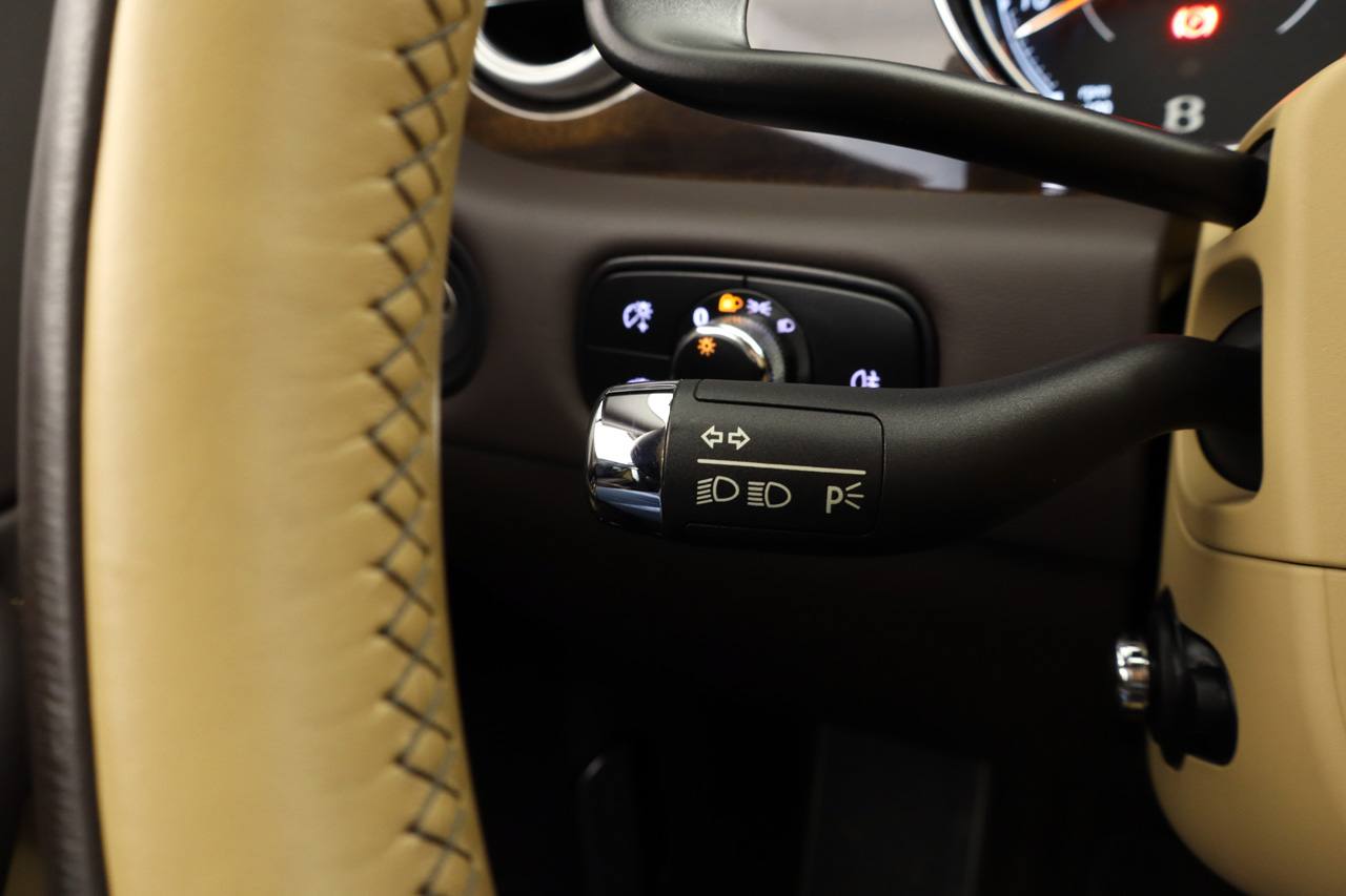 Bentley Continental GTC 6.0 W12 Cabrio 590cv