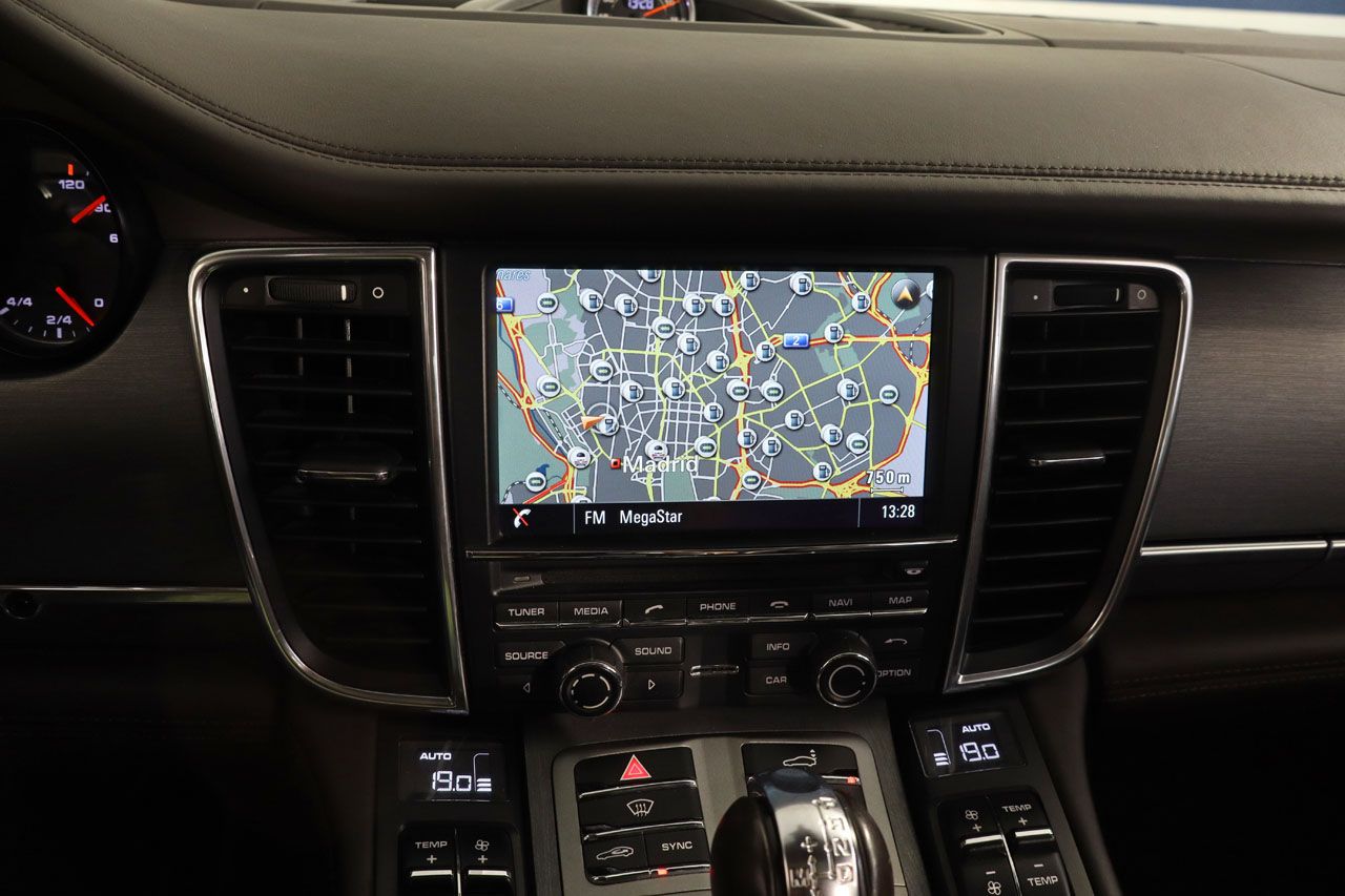 Porsche Panamera Turbo 520cv