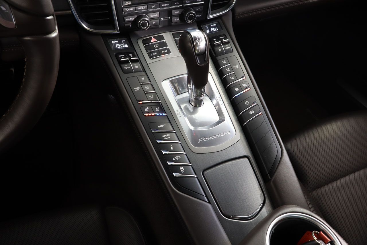 Porsche Panamera Turbo 520cv