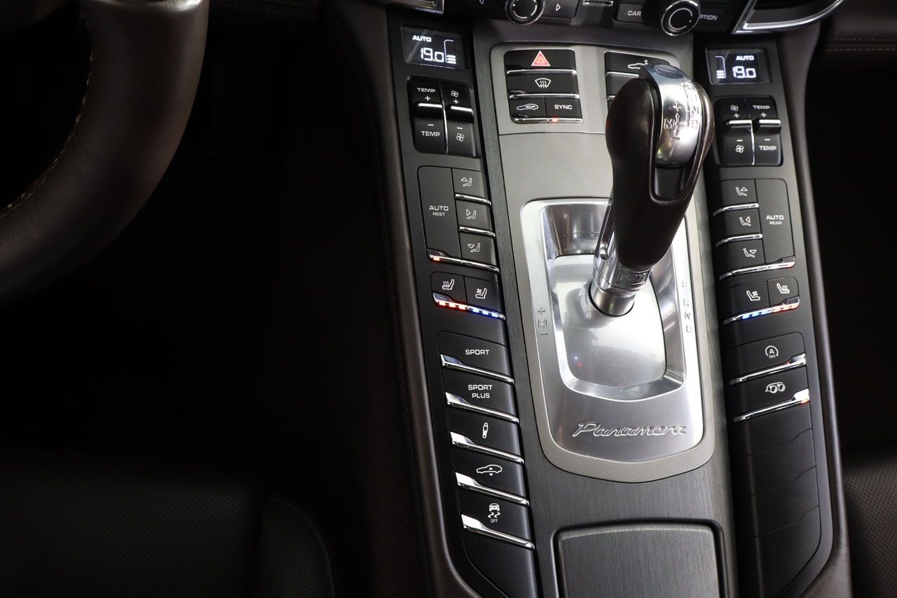Porsche Panamera Turbo 520cv