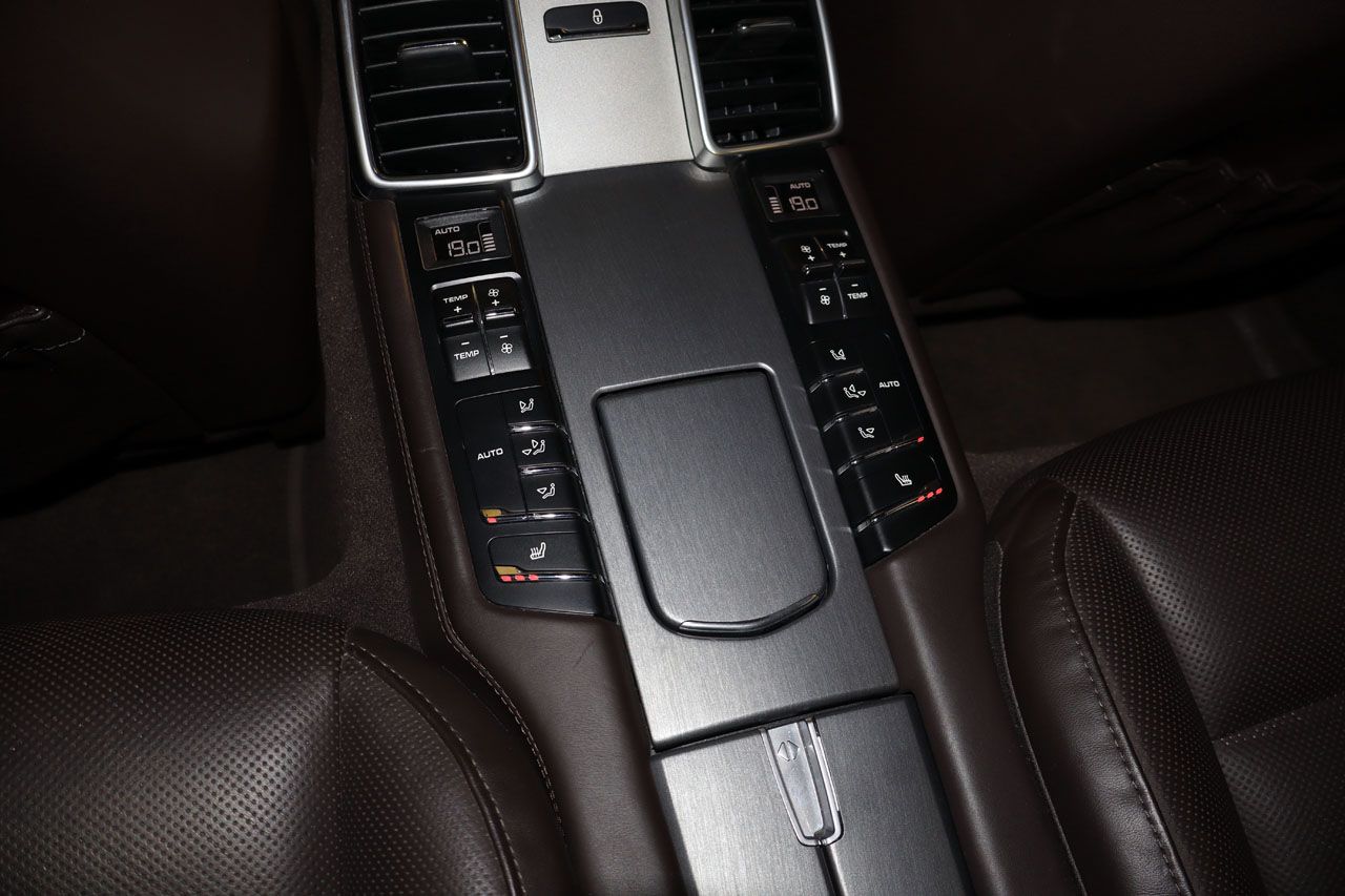 Porsche Panamera Turbo 520cv
