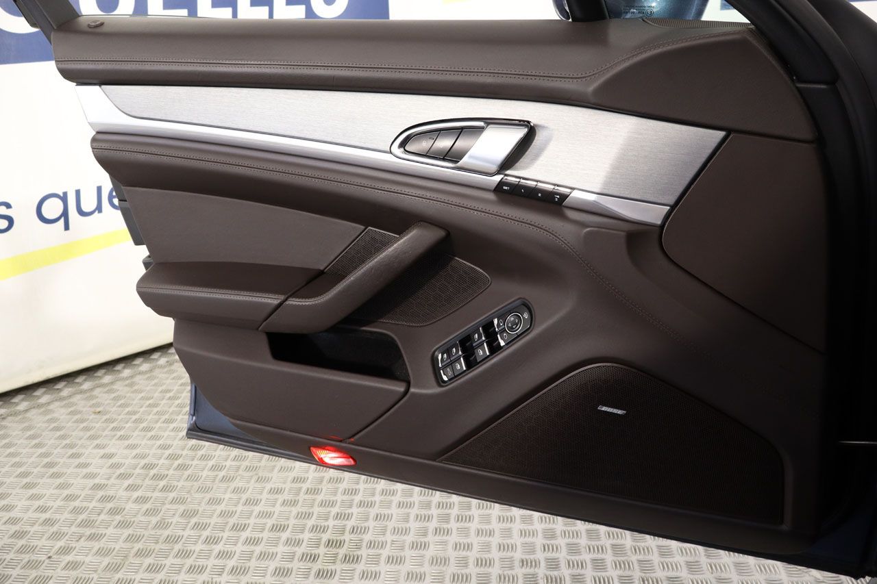 Porsche Panamera Turbo 520cv