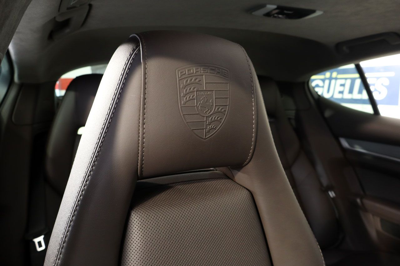 Porsche Panamera Turbo 520cv