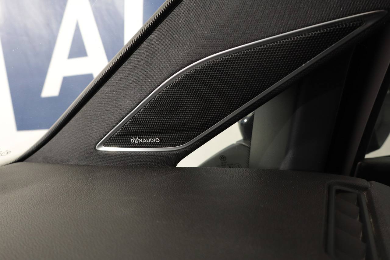 Volkswagen Golf R 2.0 TFSI 4Motion DSG 300cv