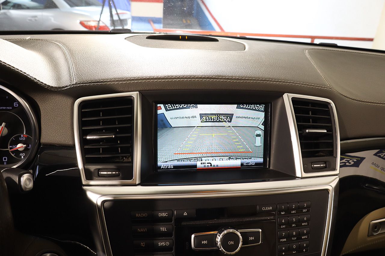 Mercedes Benz ML 63 AMG 4Matic