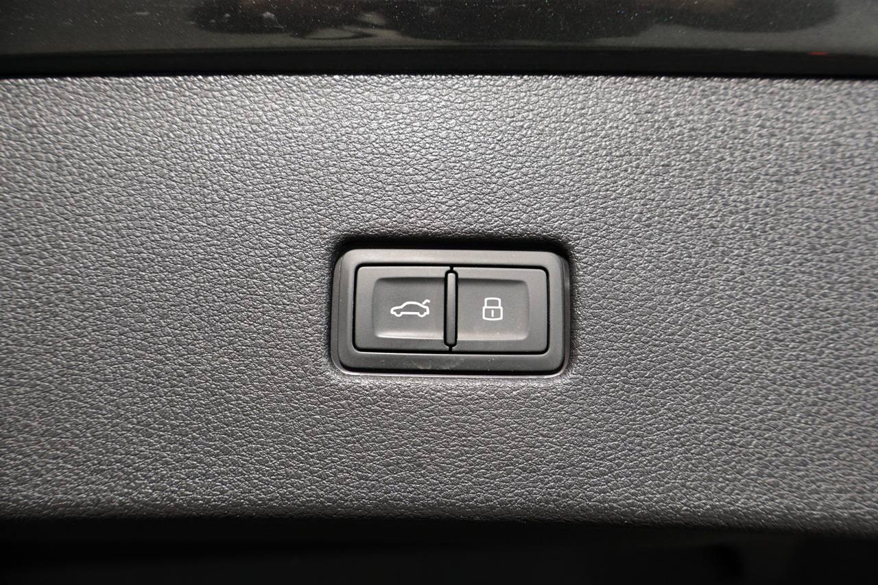 Audi RS Q8 TFSI Quatro FULL Akrapovic 600cv