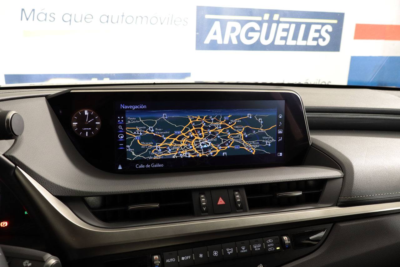 Lexus ES 300h Premium 218cv