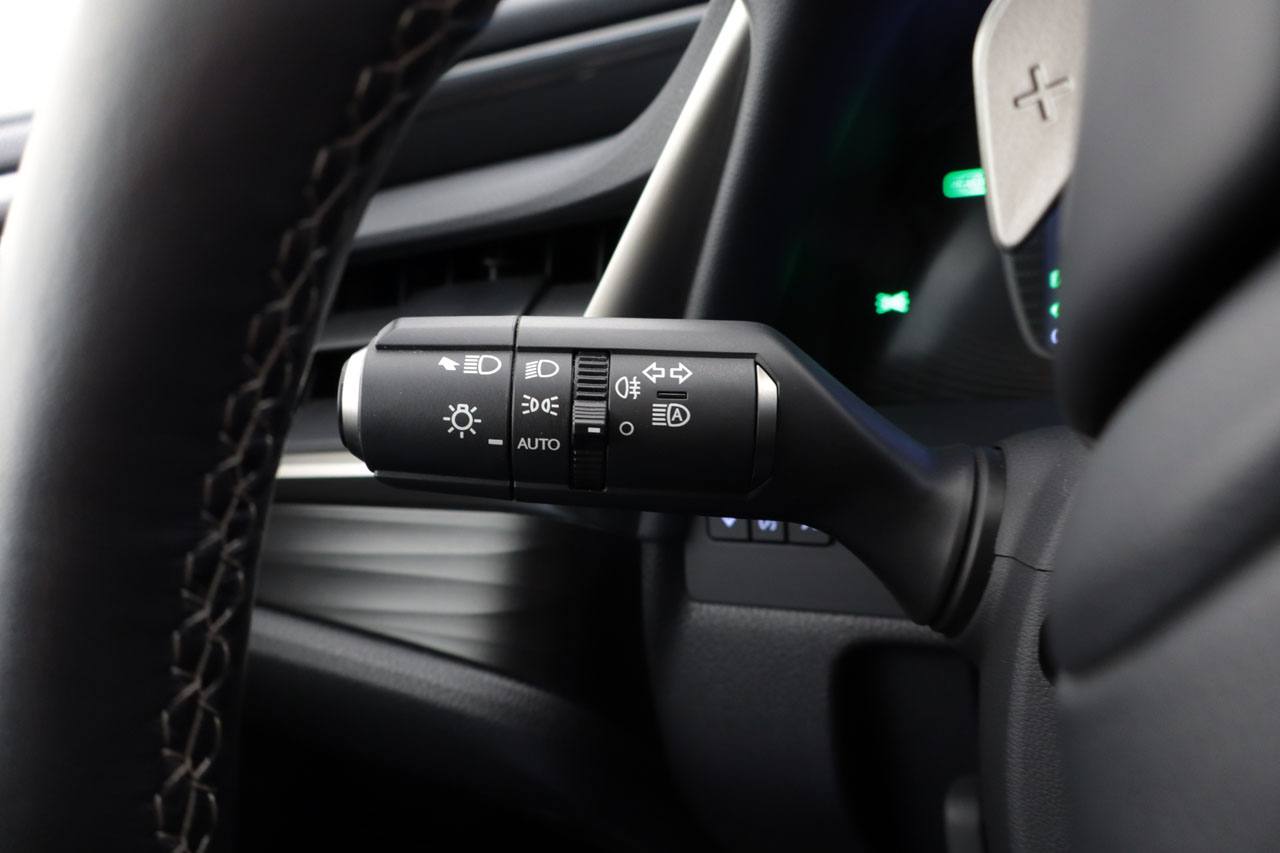 Lexus ES 300h Premium 218cv