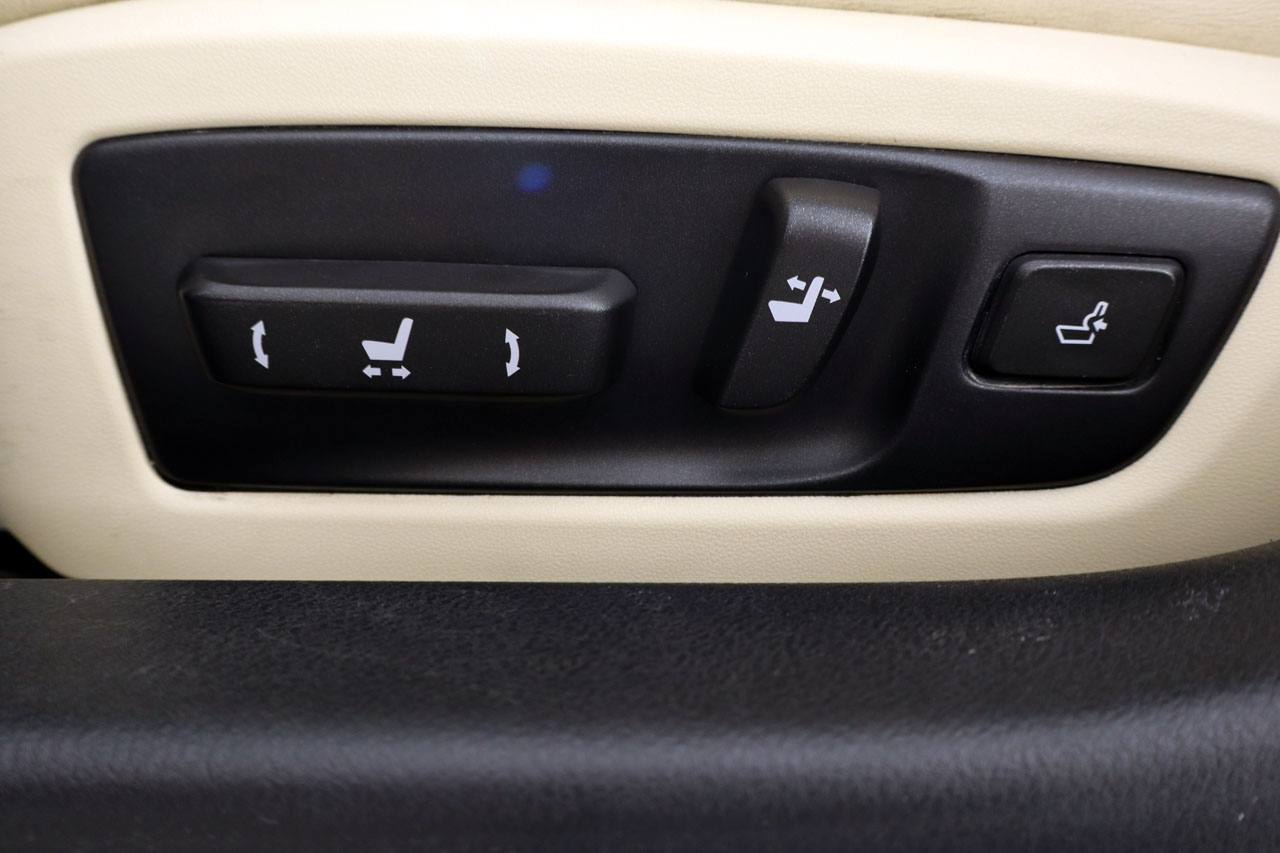 Lexus GS 300h Hybrid Drive 223cv