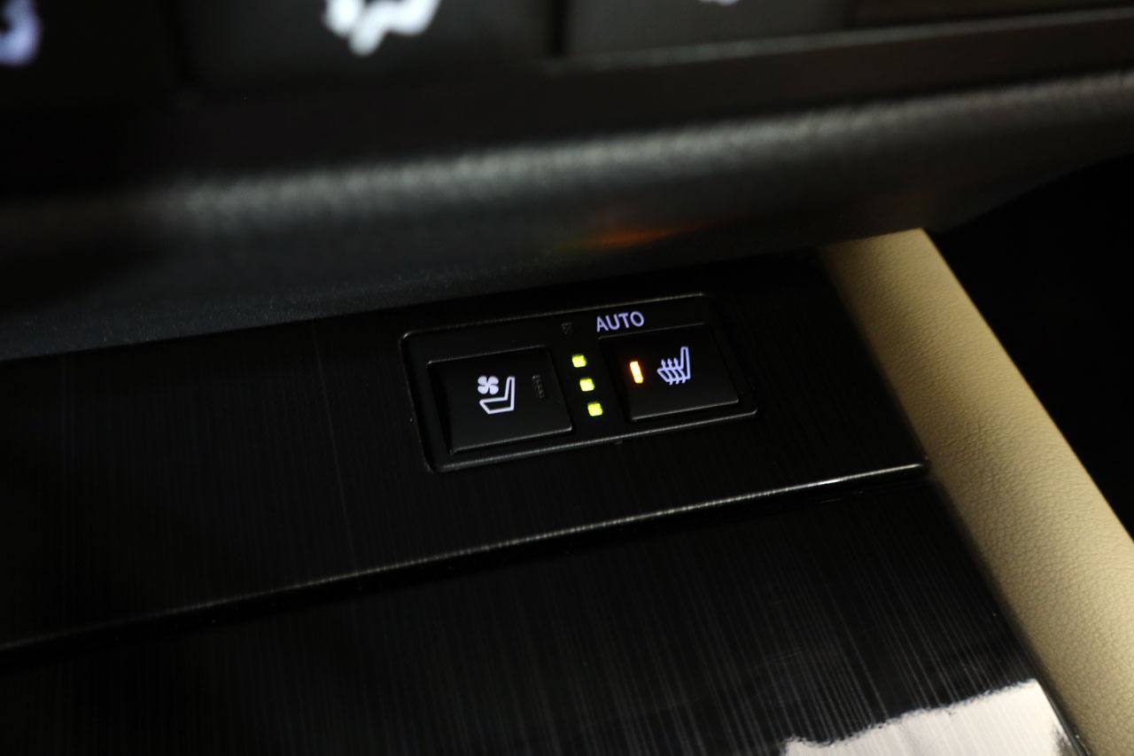 Lexus GS 300h Hybrid Drive 223cv