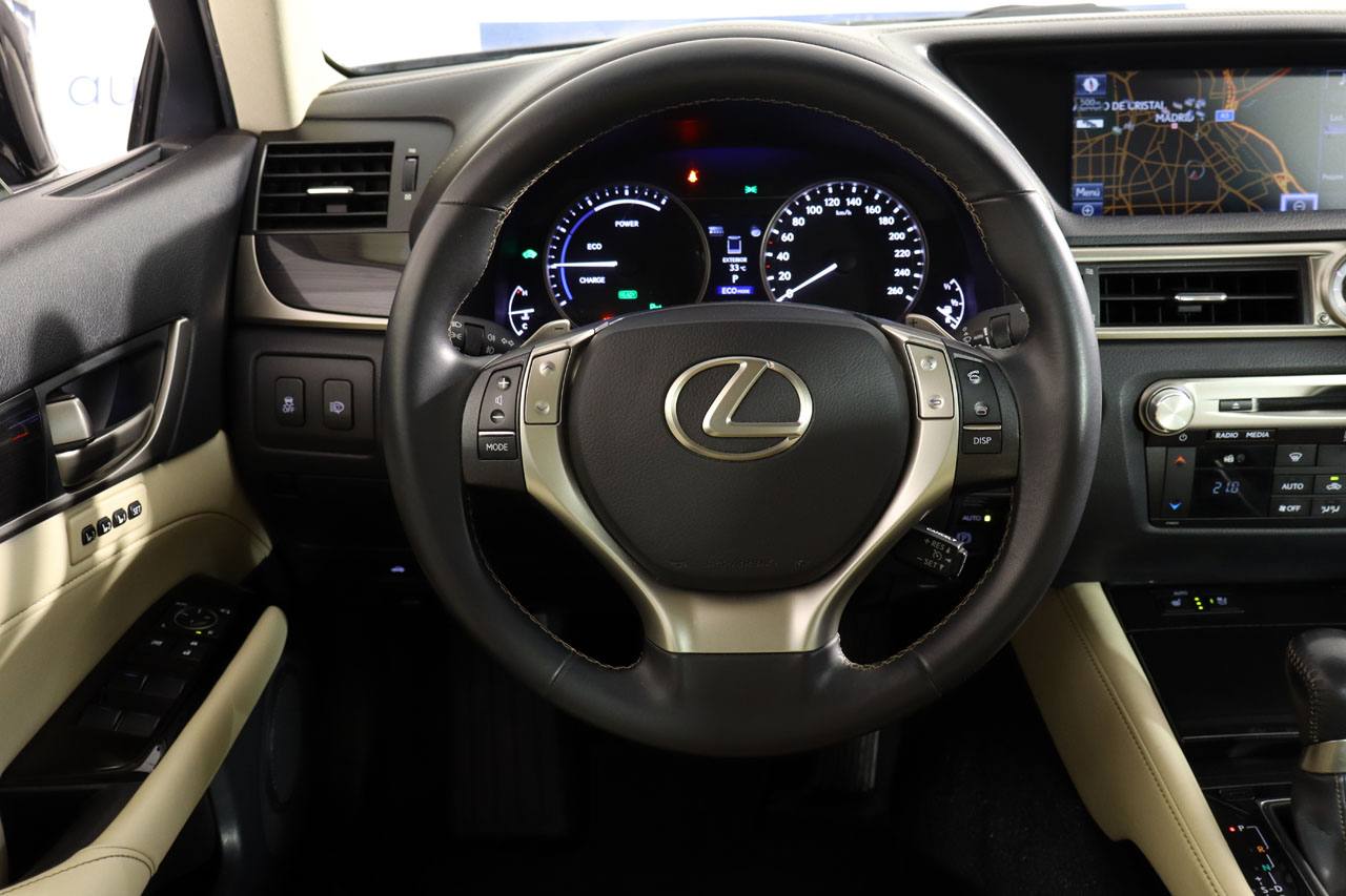 Lexus GS 300h Hybrid Drive 223cv