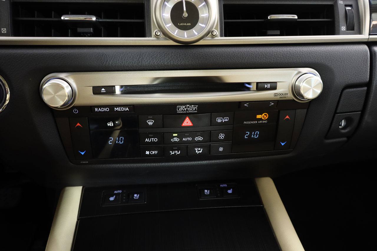 Lexus GS 300h Hybrid Drive 223cv