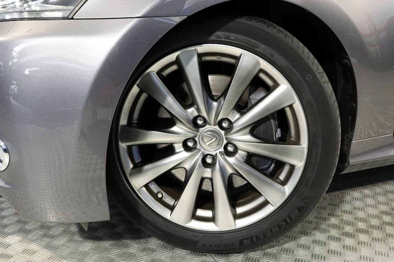 Lexus GS 300h Hybrid Drive 223cv