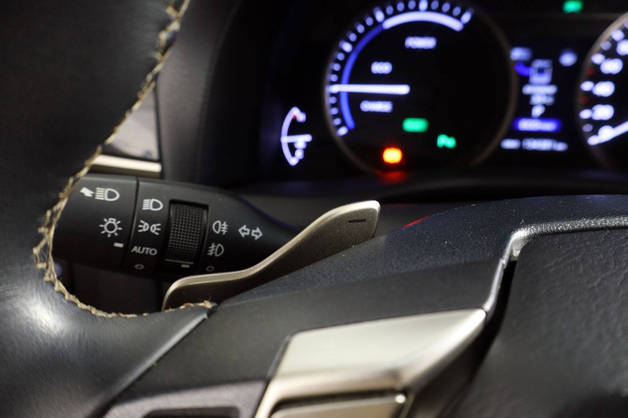 Lexus GS 300h Hybrid Drive 223cv