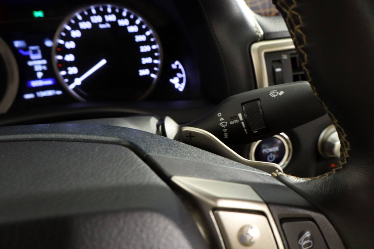 Lexus GS 300h Hybrid Drive 223cv