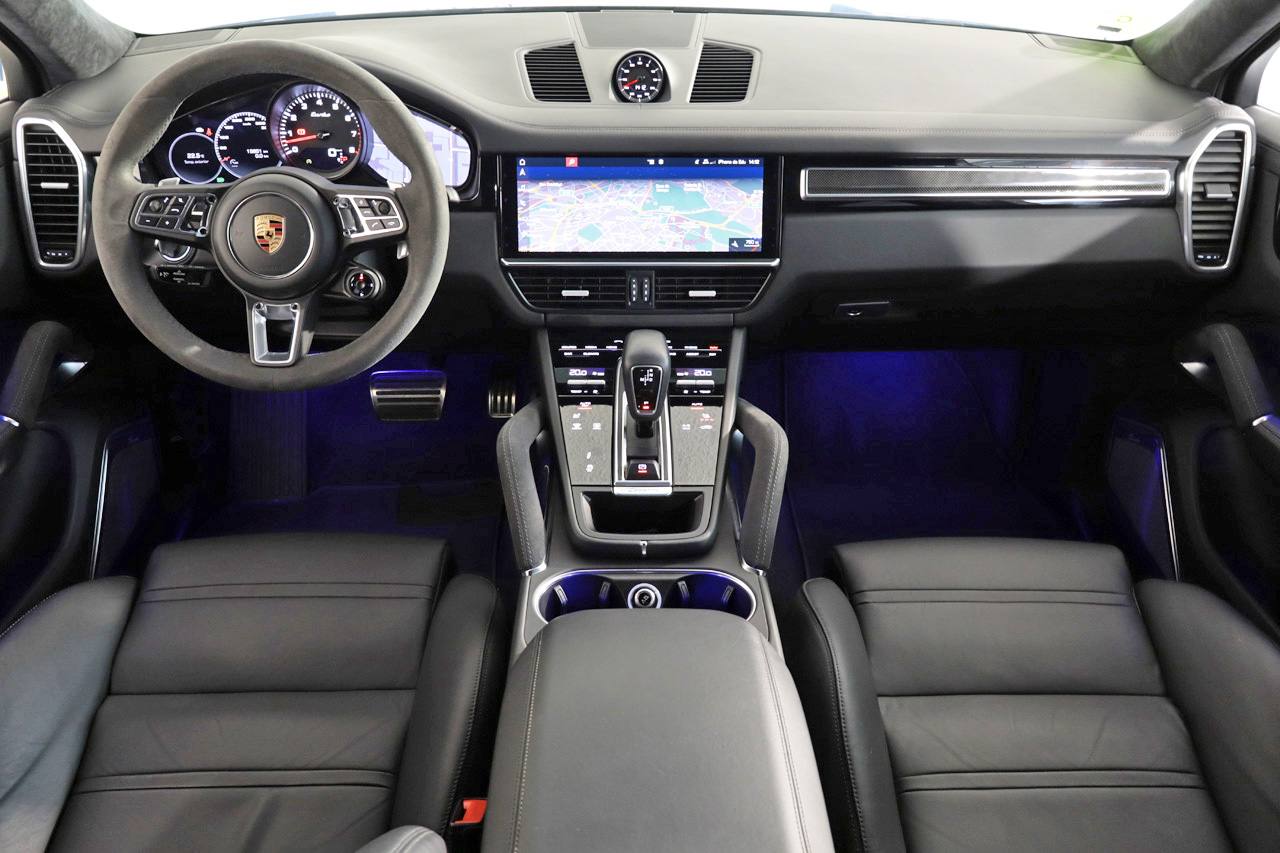 Porsche Cayenne Turbo Coupe 550cv