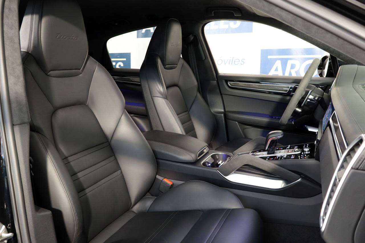 Porsche Cayenne Turbo Coupe 550cv