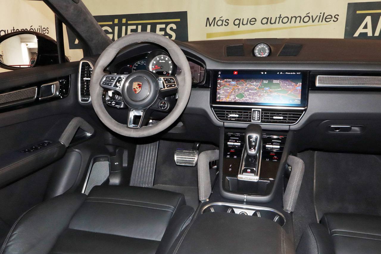 Porsche Cayenne Turbo Coupe 550cv
