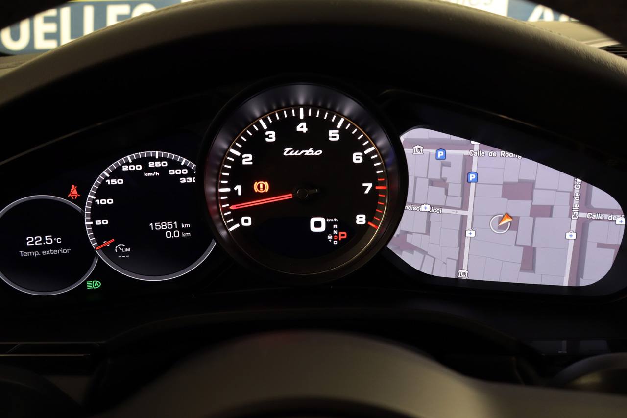 Porsche Cayenne Turbo Coupe 550cv