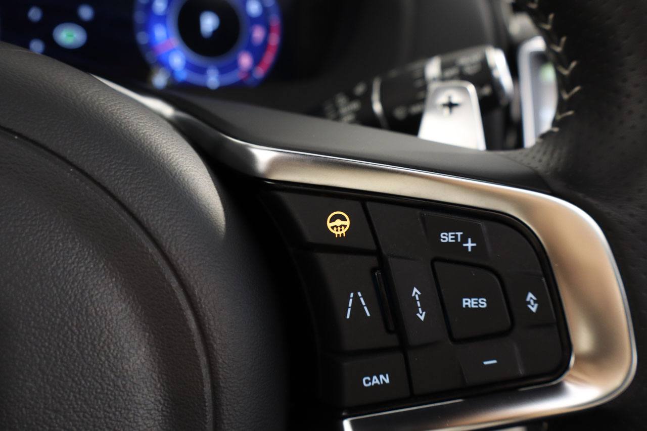 Jaguar F Pace 5.0 V8 SVR AWD 551cv